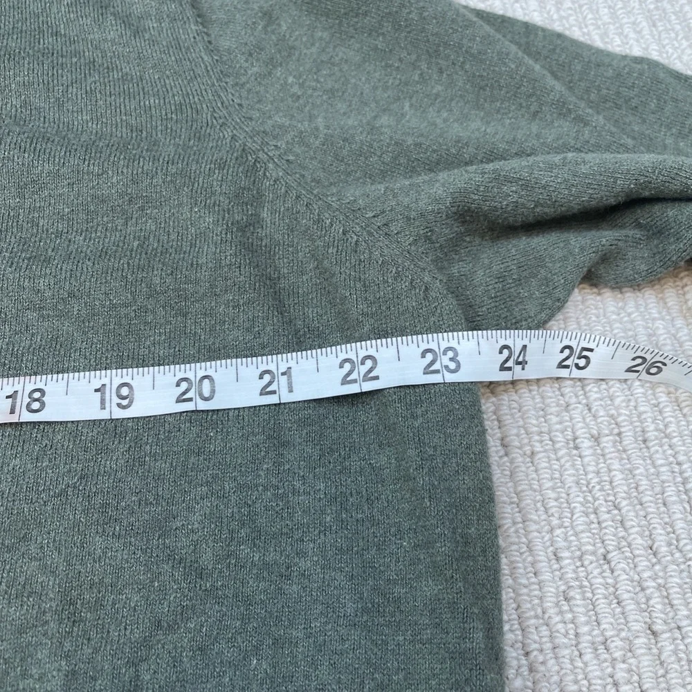 L. L. Bean Men's XL Cotton Cashmere Blended Knit V-Neck Sweater Green